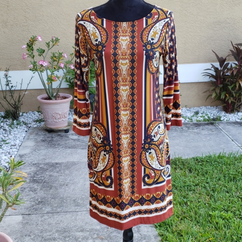 Relaxed dress - Picture 1 of 7